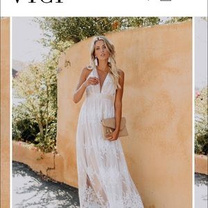 VICI ANTONIA MAXI DRESS SIZE M